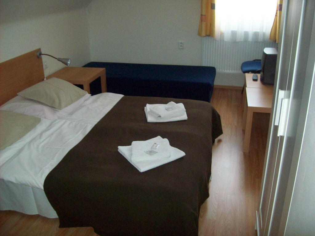 Hotel U Lip Trojanovice Frenštát pod Radhoštěm Rum bild