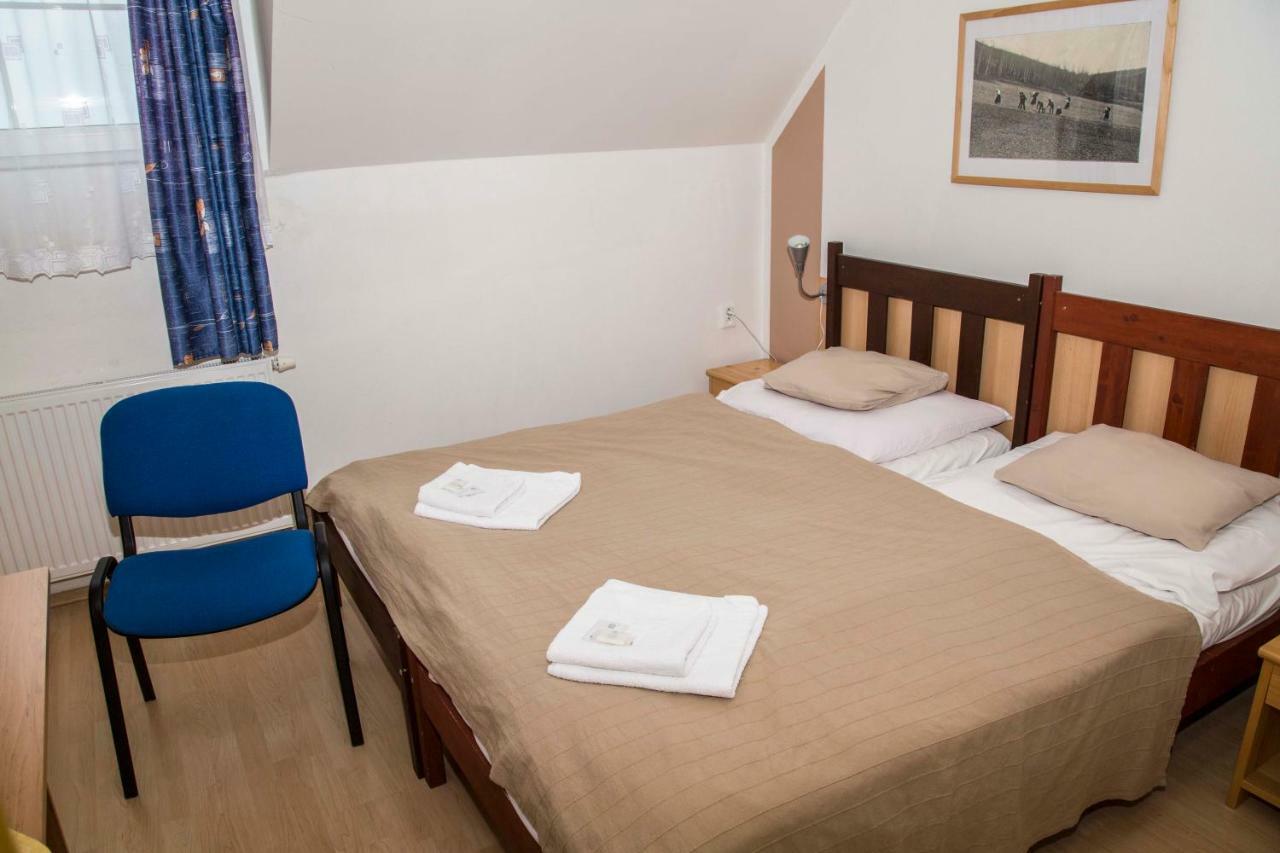 Hotel U Lip Trojanovice Frenštát pod Radhoštěm Exteriör bild